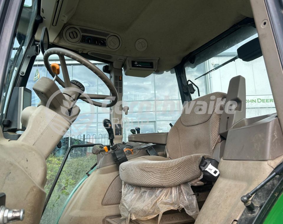 John Deere 5100R
