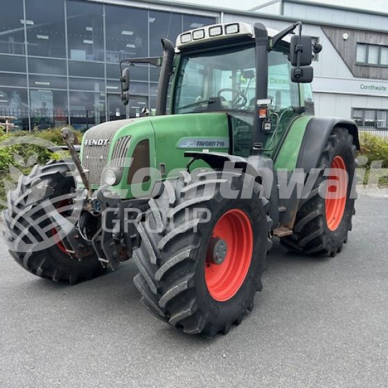 Fendt FAVORIT 716 VARIO