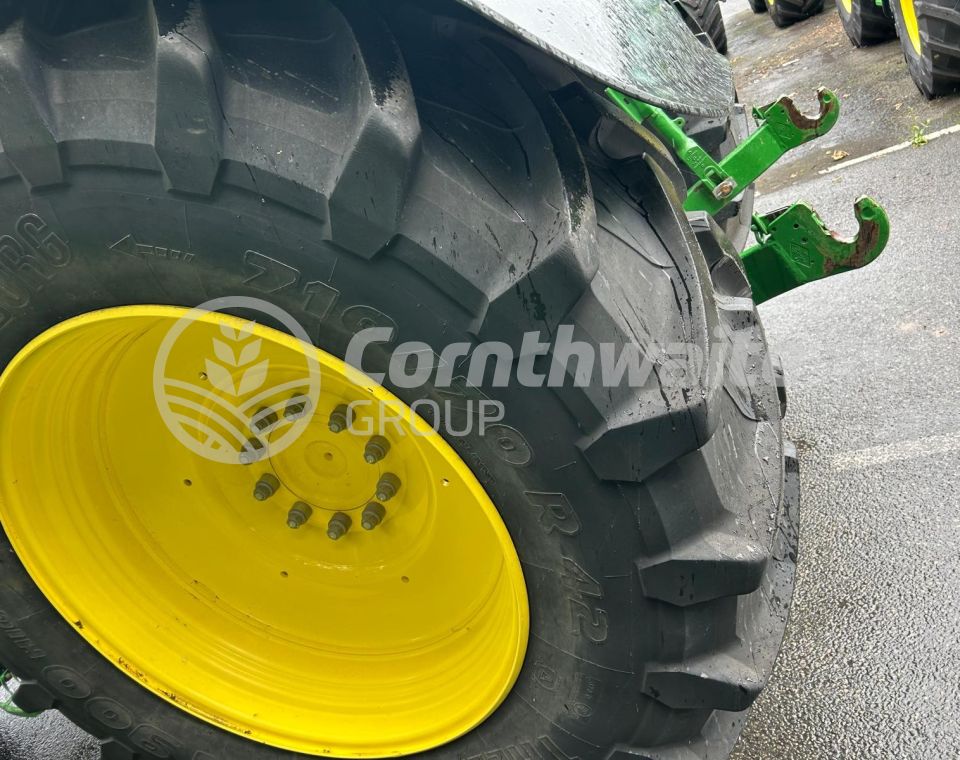 John Deere 6R 250