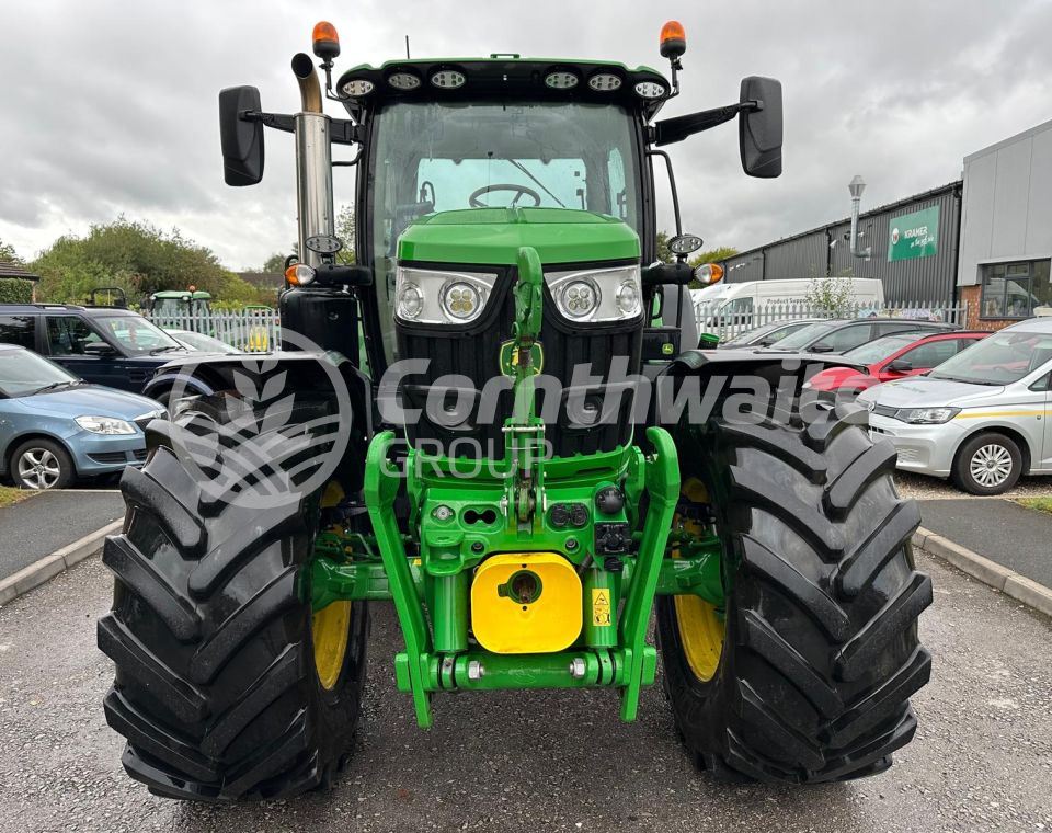 John Deere 6R 185