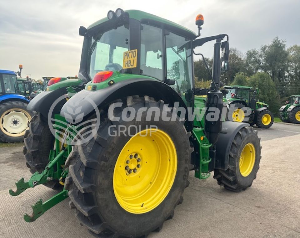 John Deere 6120M