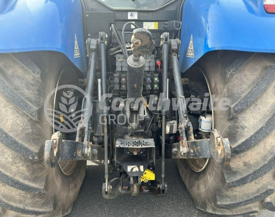 New Holland T7 260