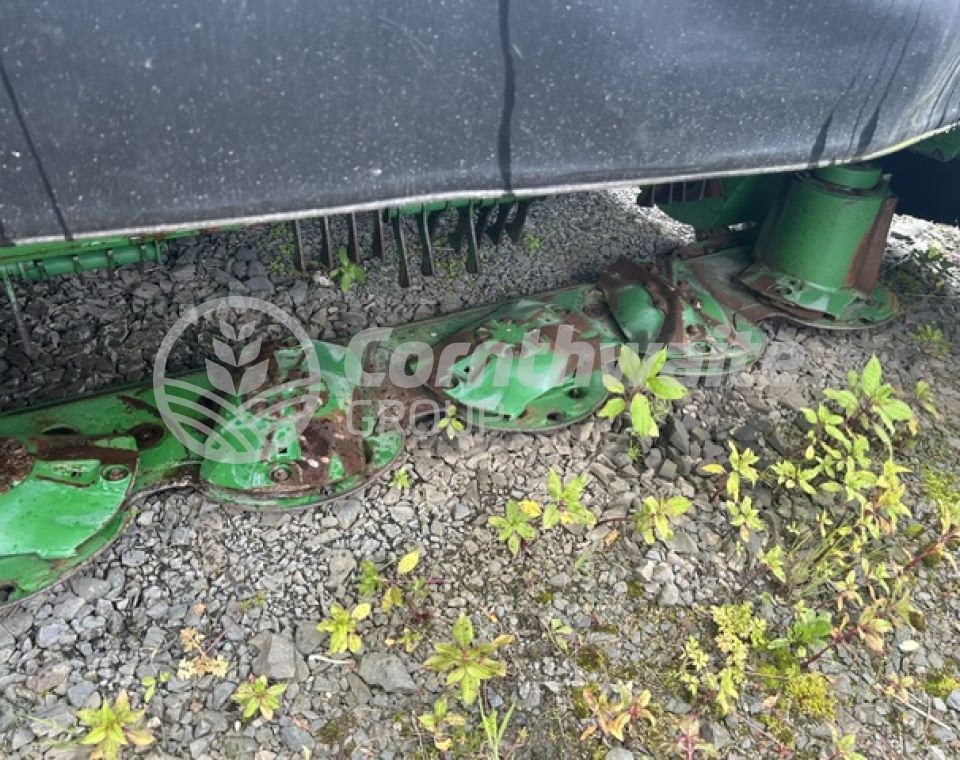 John Deere R870R