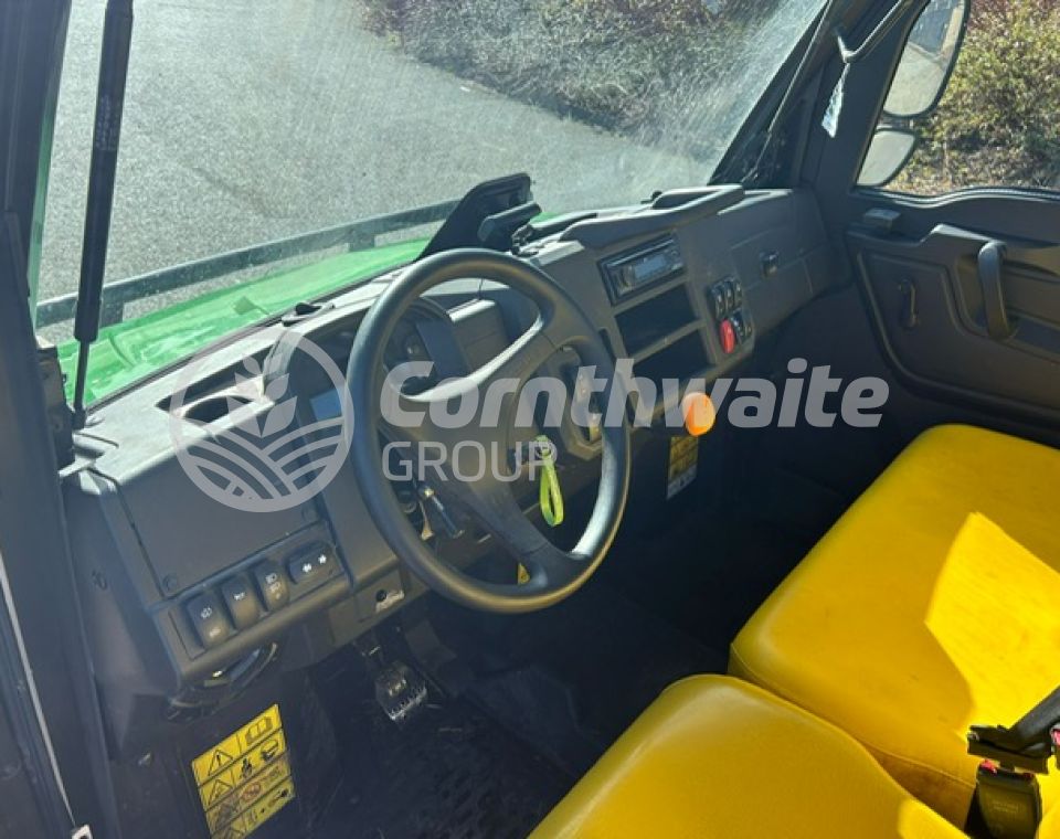 John Deere 865M
