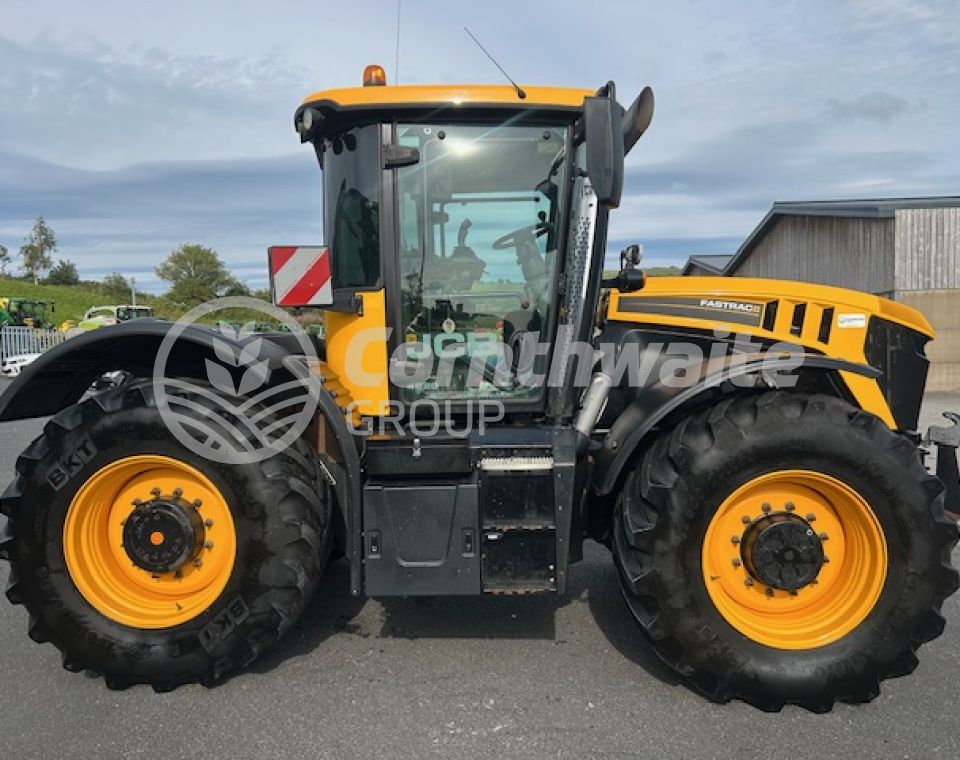 JCB Fastrac 4220
