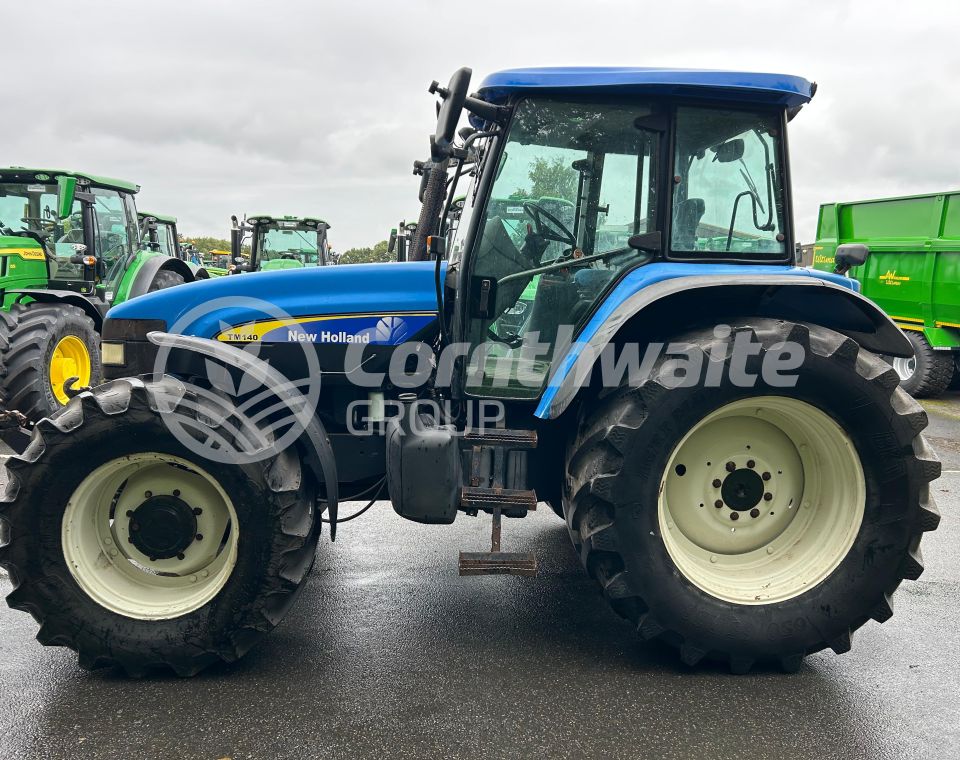New Holland TM140