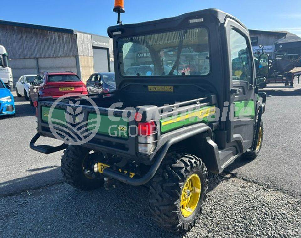 John Deere 865M
