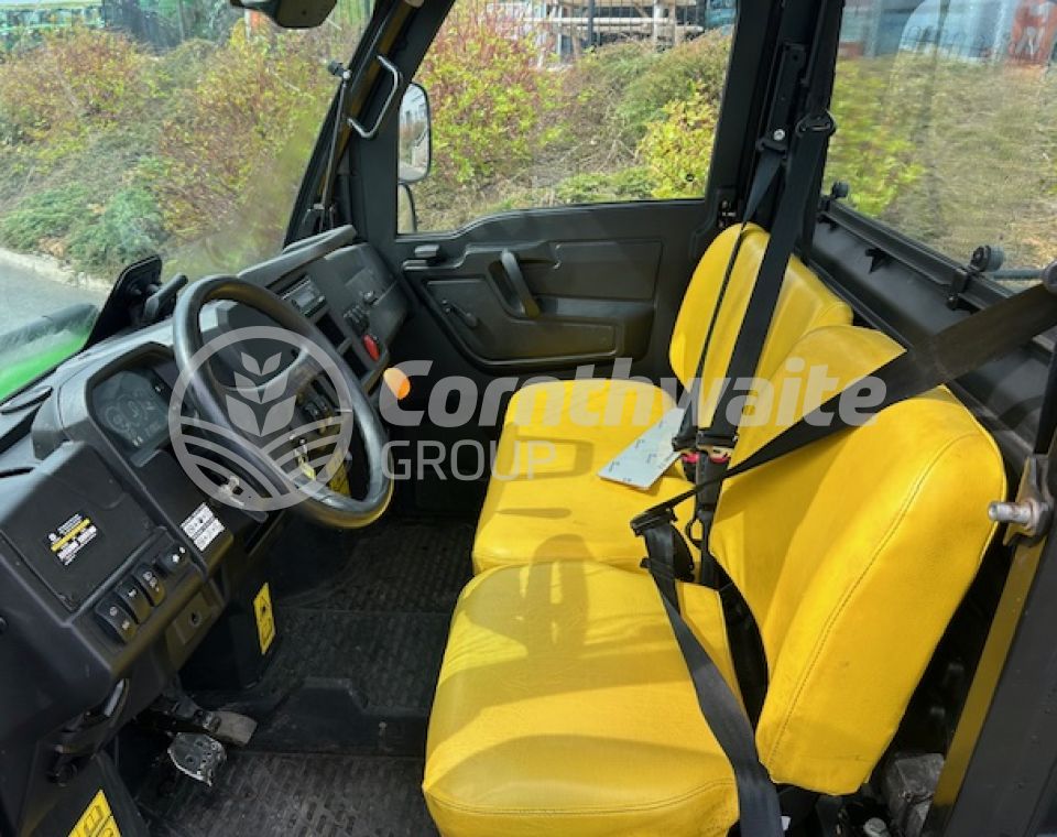 John Deere 865M