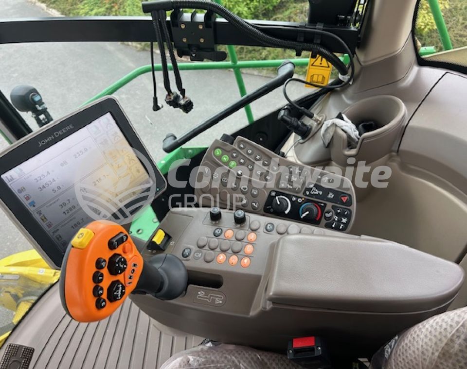 John Deere 8500