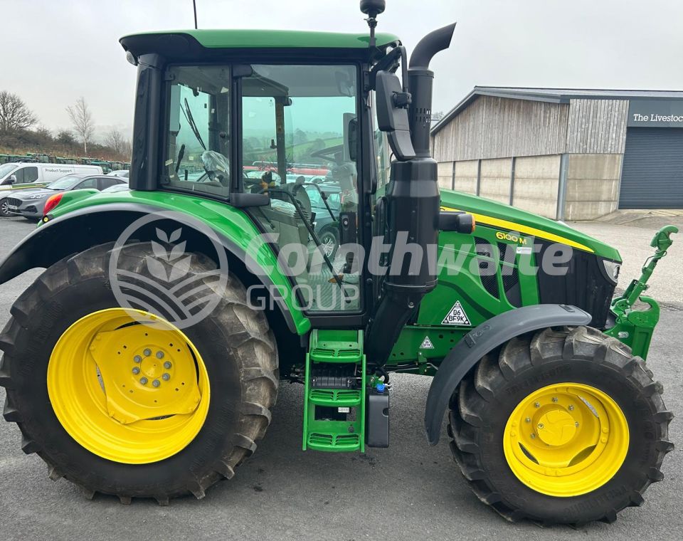 John Deere 6100M