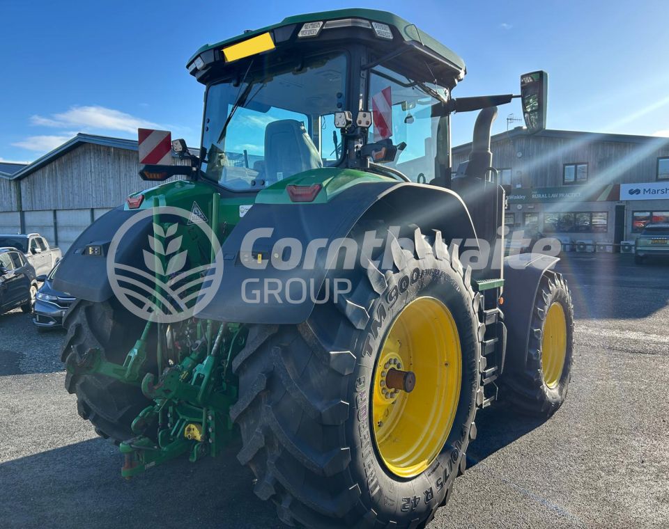 John Deere 7R 330