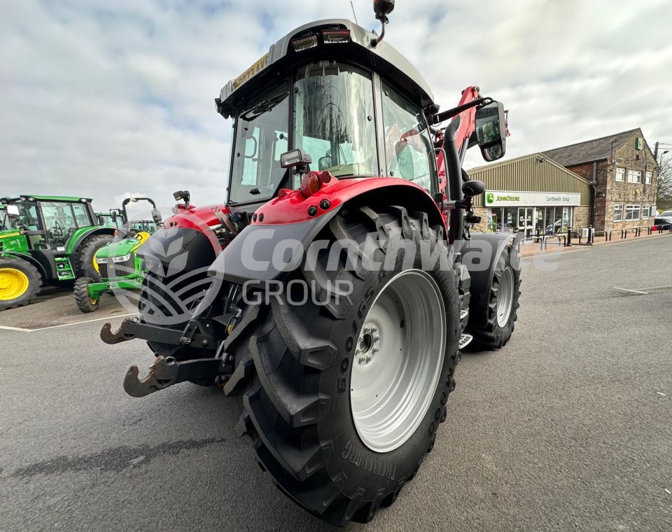 Massey Ferguson  5S125