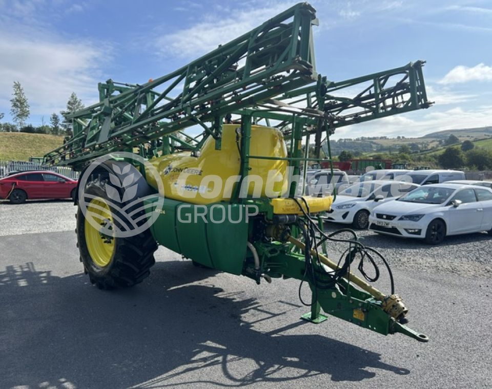 John Deere M724 Trailed Sprayer