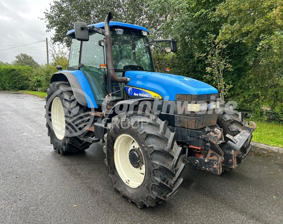 New Holland TM140