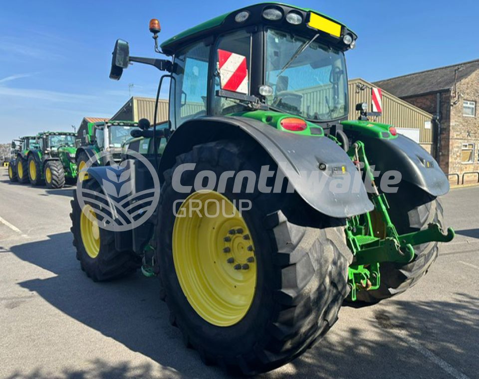 John Deere 6R 195
