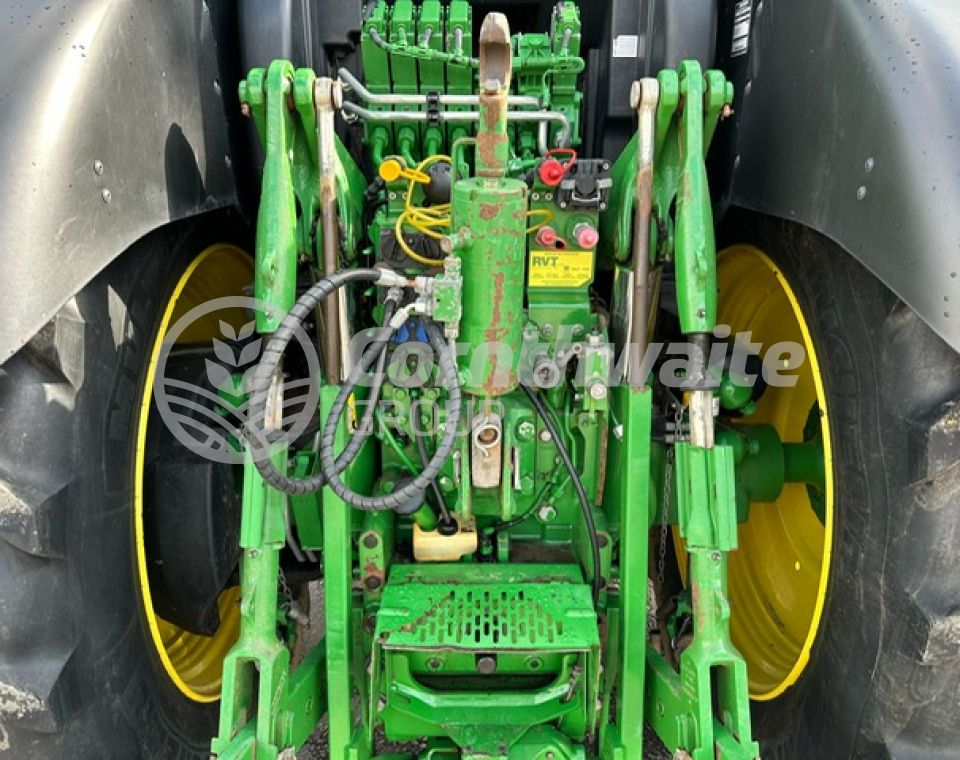John Deere 6175R