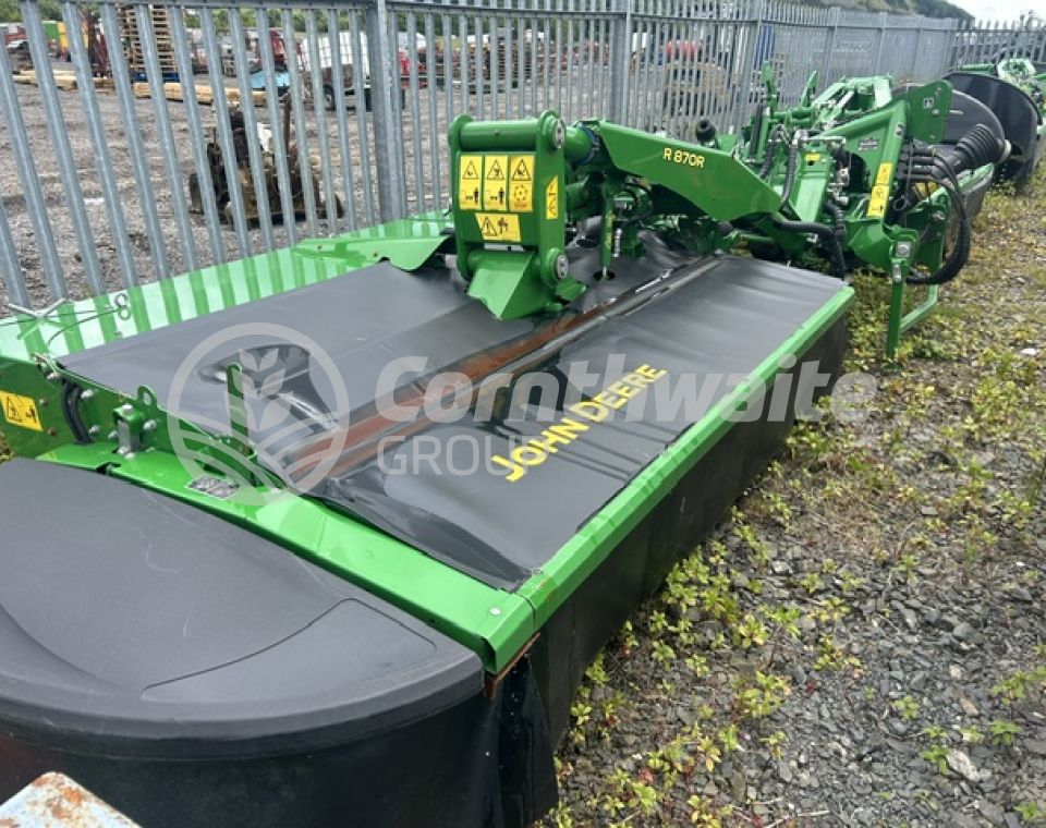 John Deere R870R
