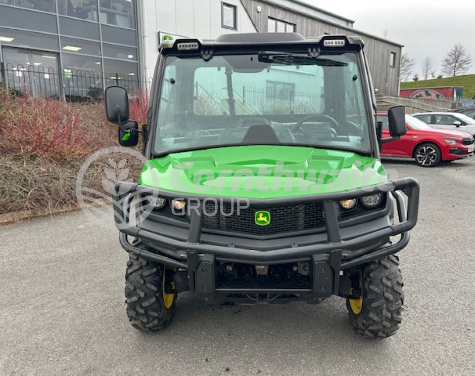 John Deere 865M
