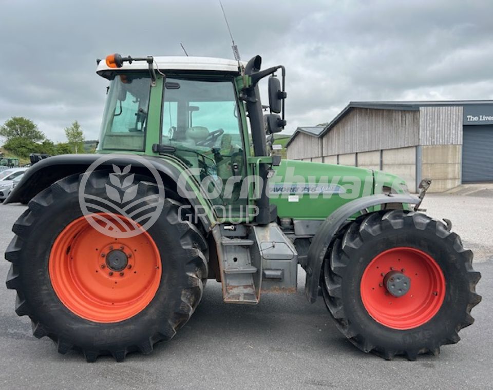 Fendt FAVORIT 716 VARIO