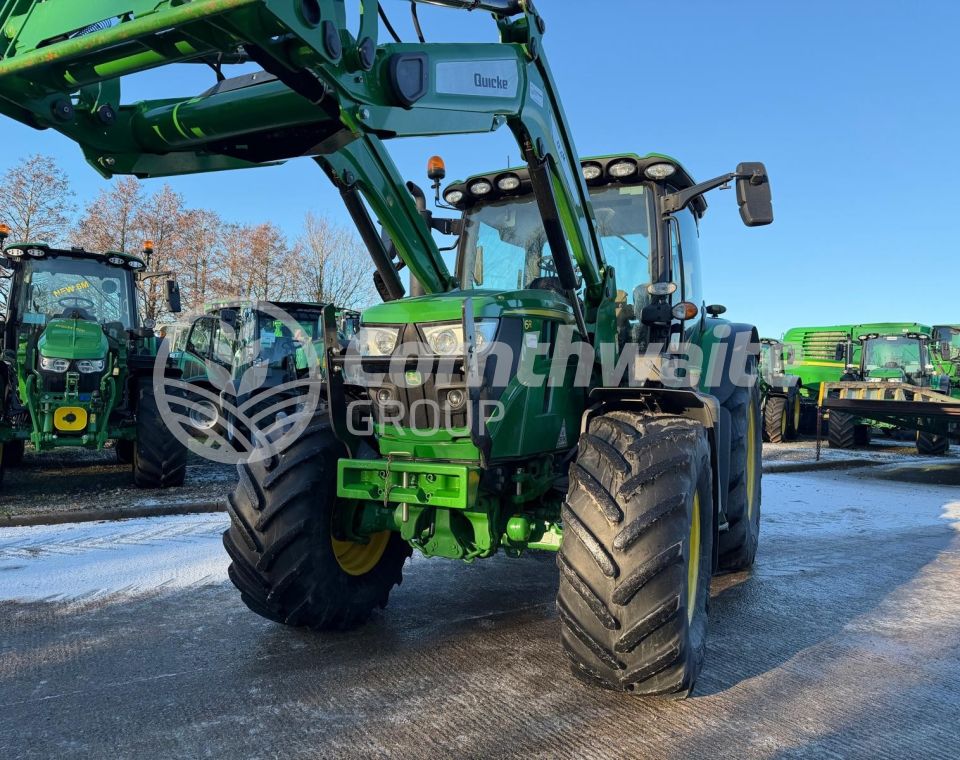 John Deere 6R 120