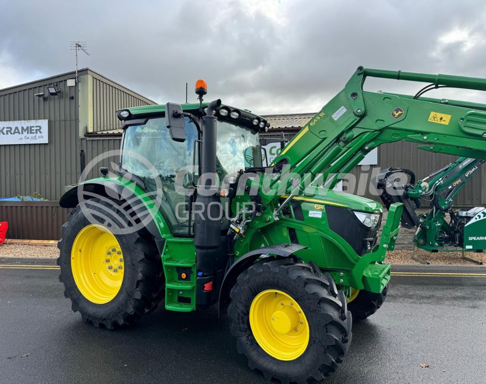John Deere 6R120
