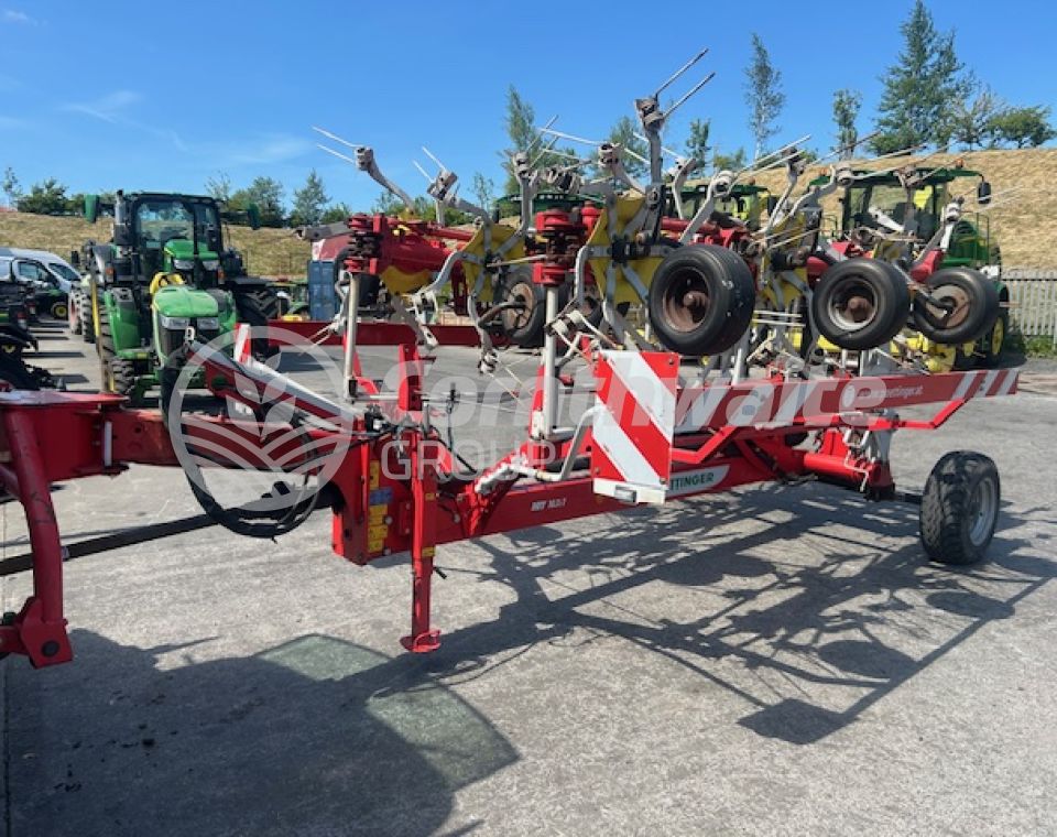 Pottinger Hit 10.11T Trailed Tedder 