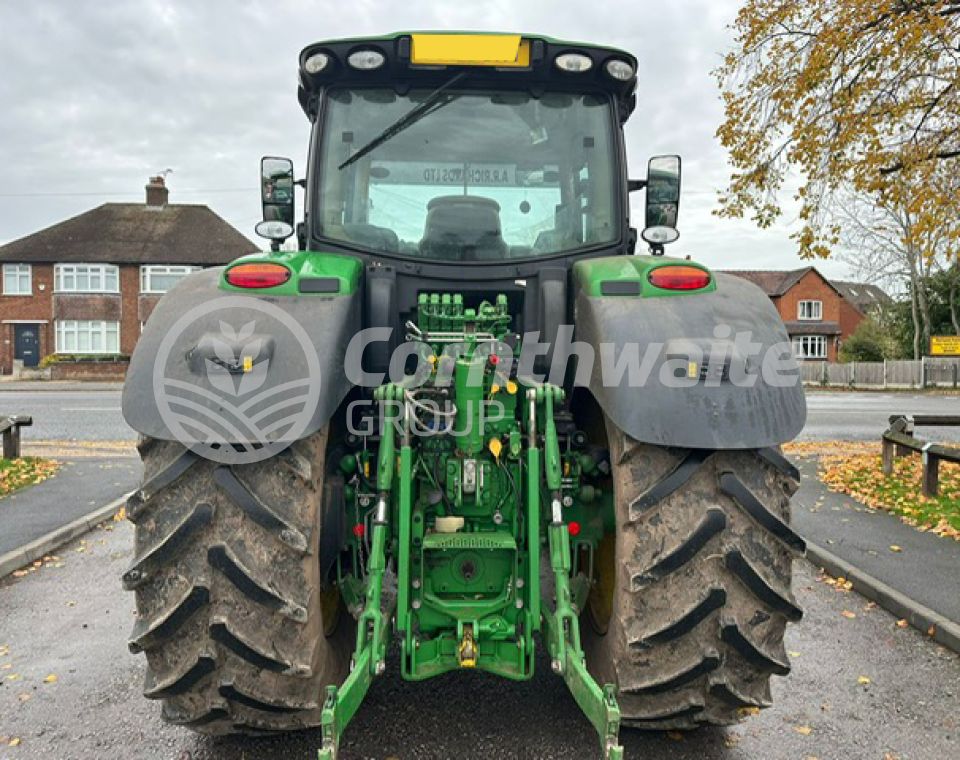 John Deere 6R 195
