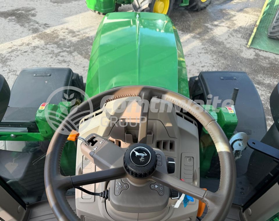 John Deere 6M 150