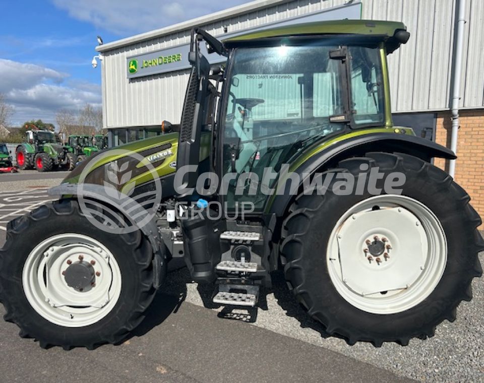 Valtra G115