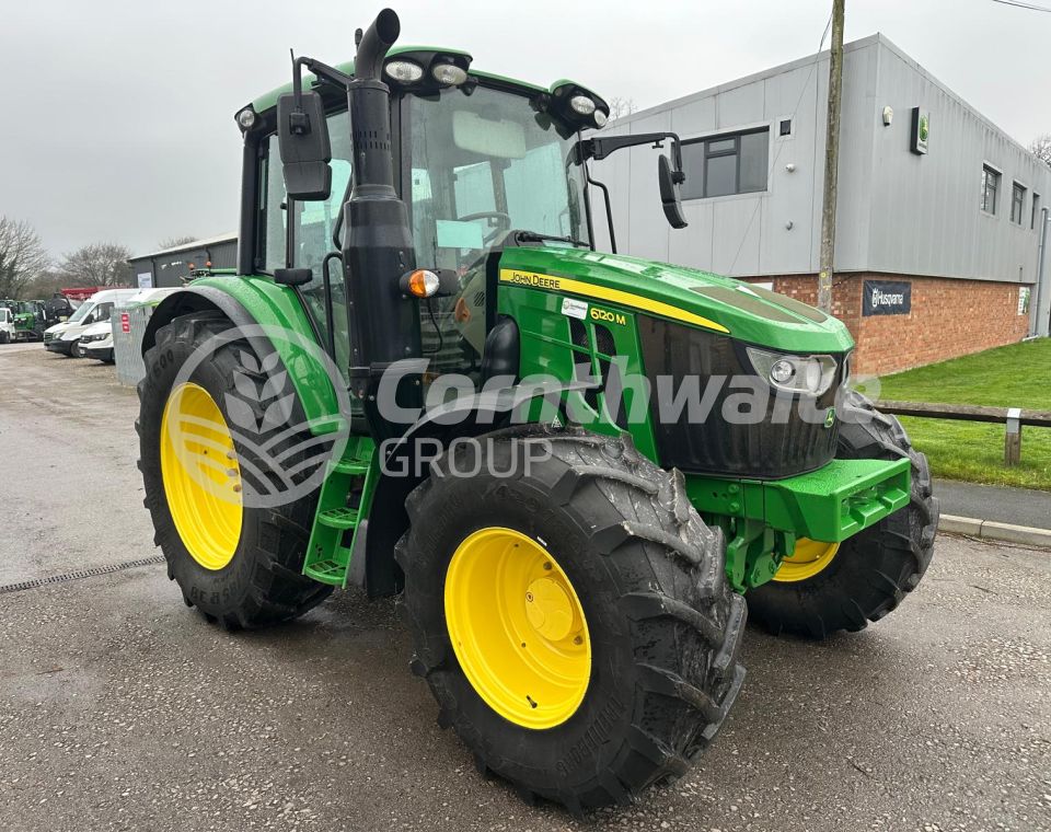 John Deere 6120M