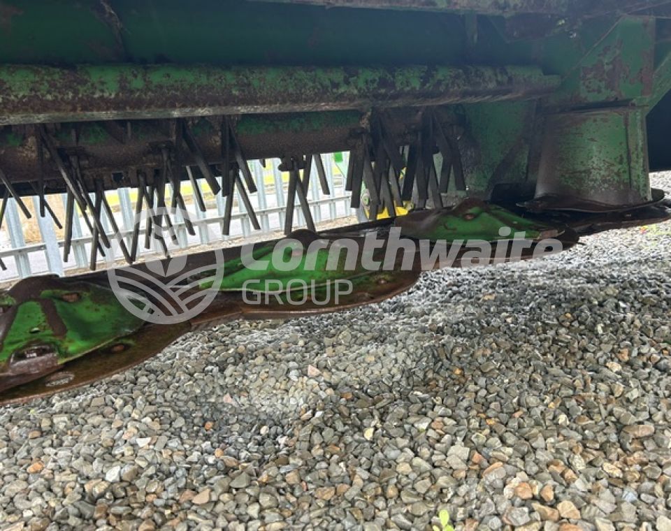 John Deere 1365 Trailed Mower Conditioner