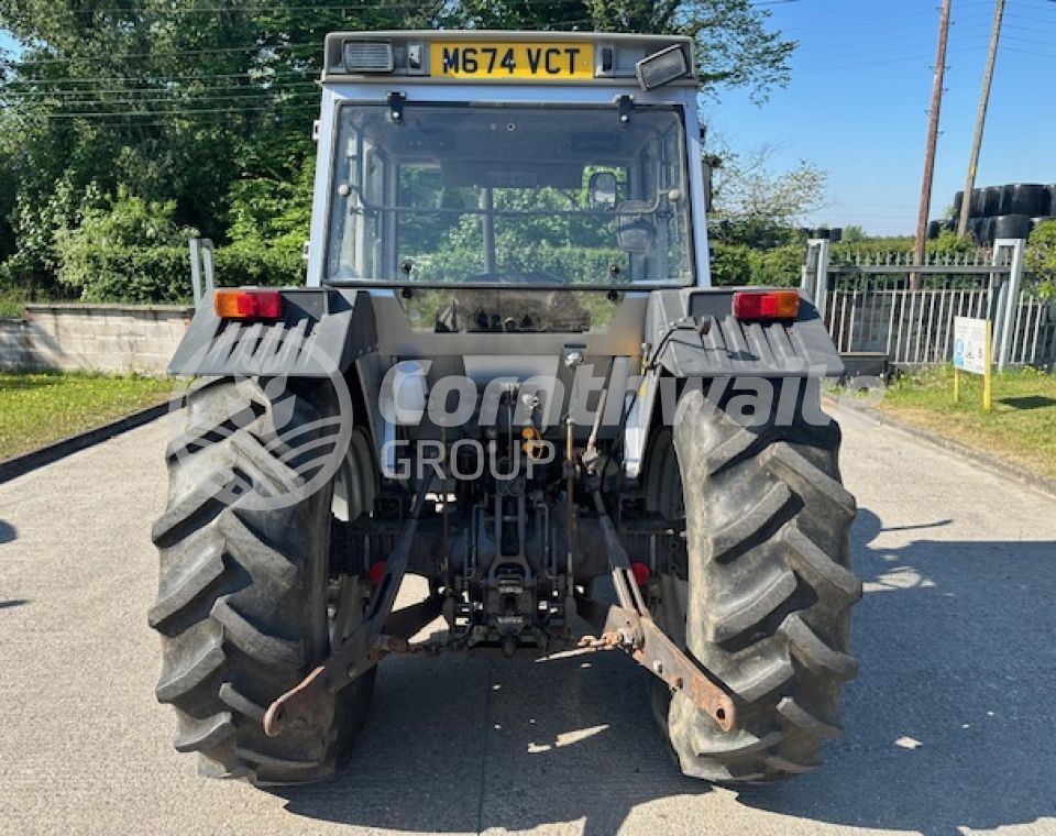 Massey Ferguson  390T