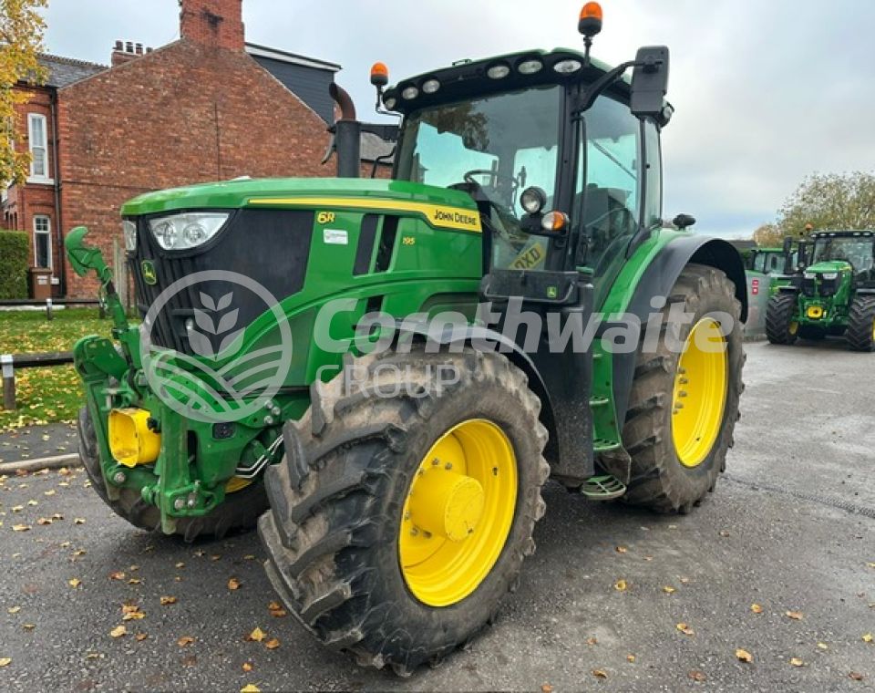 John Deere 6R 195
