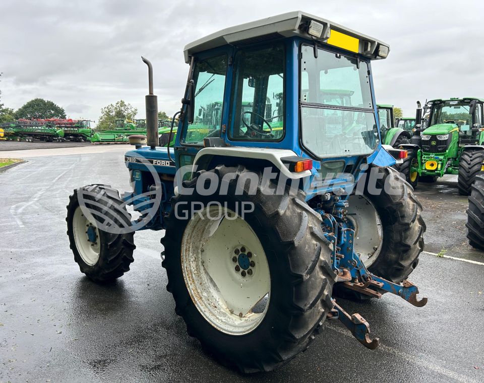 Ford 7810