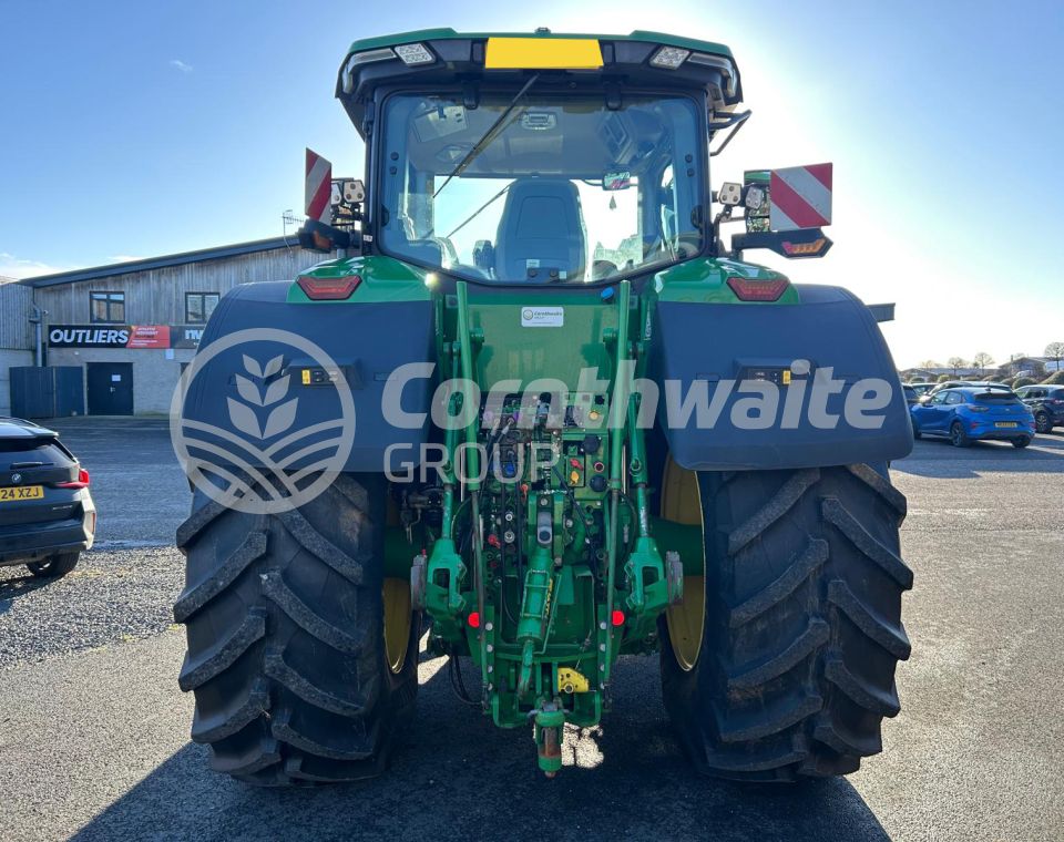 John Deere 7R 330