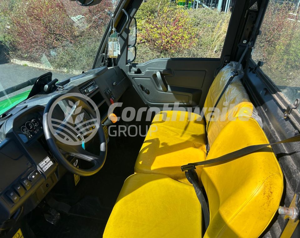 John Deere 865M