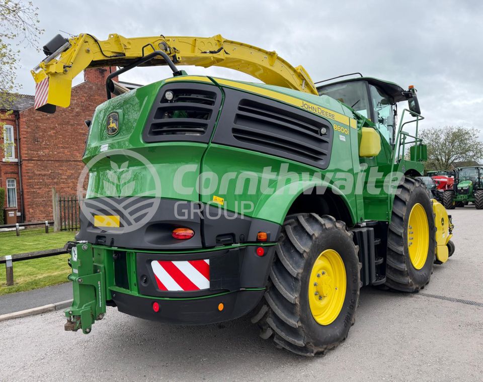 John Deere 8600i