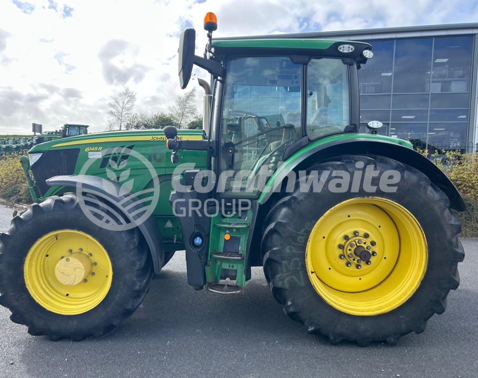 John Deere 6145R