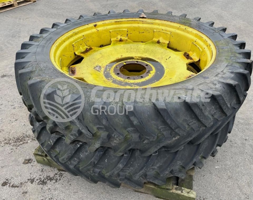 John Deere 340/85R46 Row Crop Wheels Mitch tyres adjustable centres 