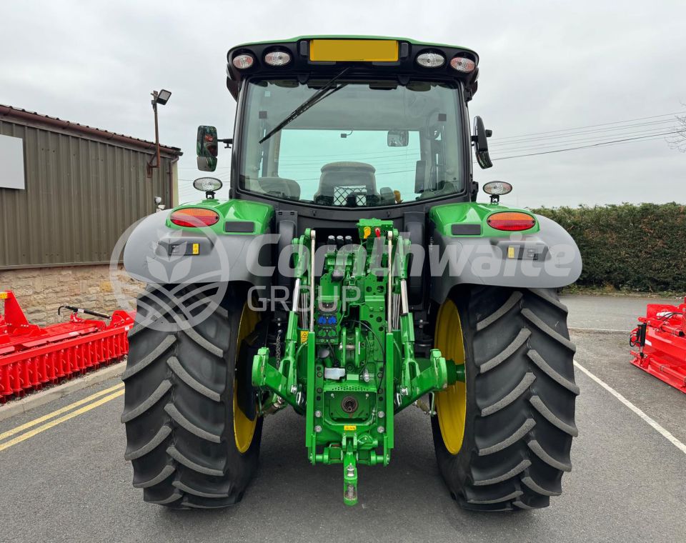 John Deere 6R120