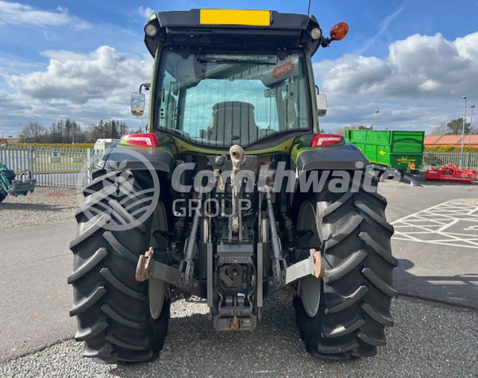 Valtra G115