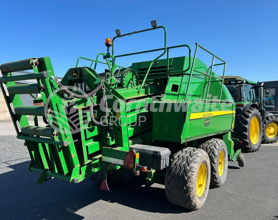 John Deere L1533
