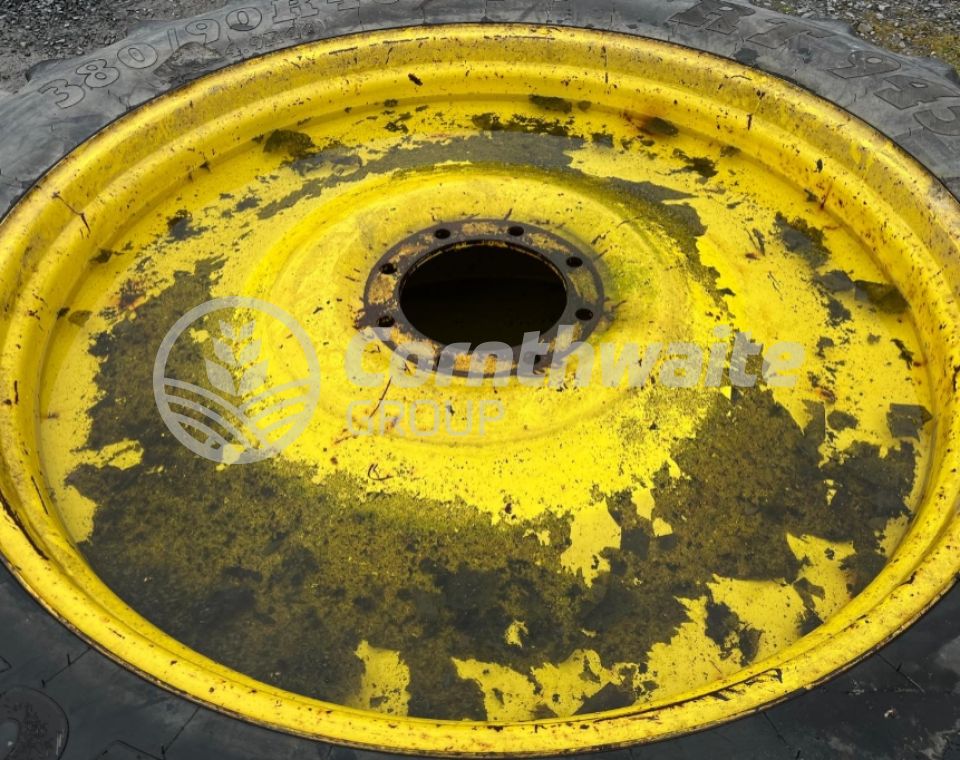 John Deere Row Crop Wheels 380/90R46 & 380/85R30 BKT tyres