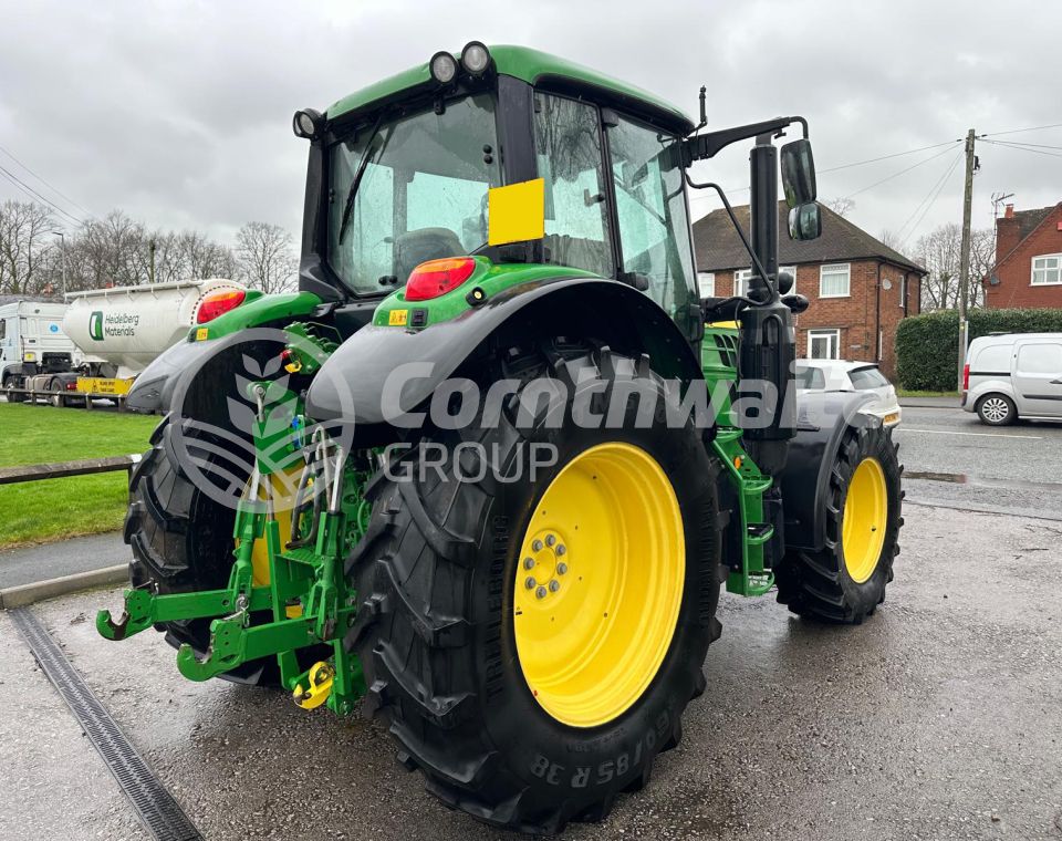 John Deere 6120M