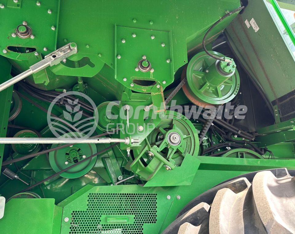 John Deere T560i
