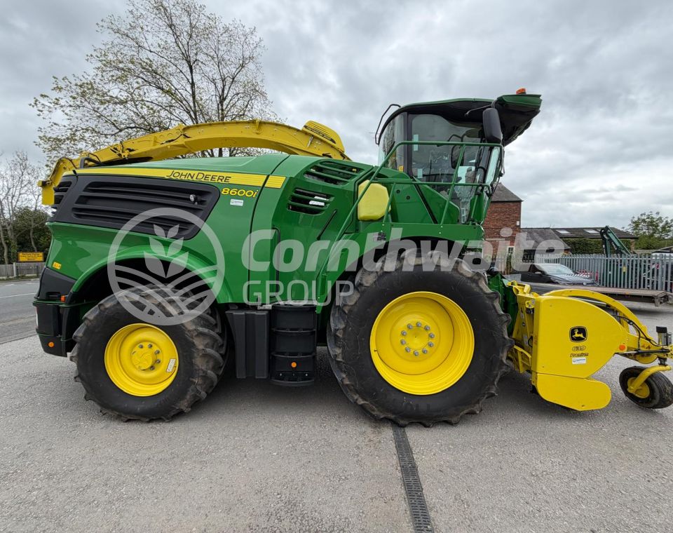 John Deere 8600i