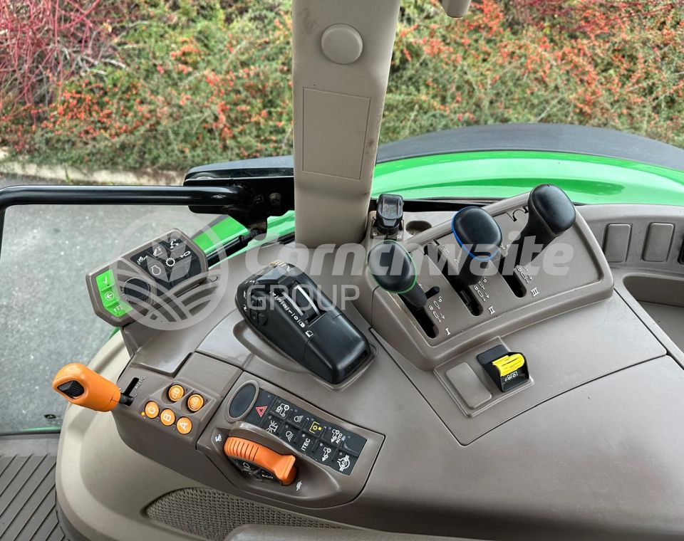 John Deere 5100R