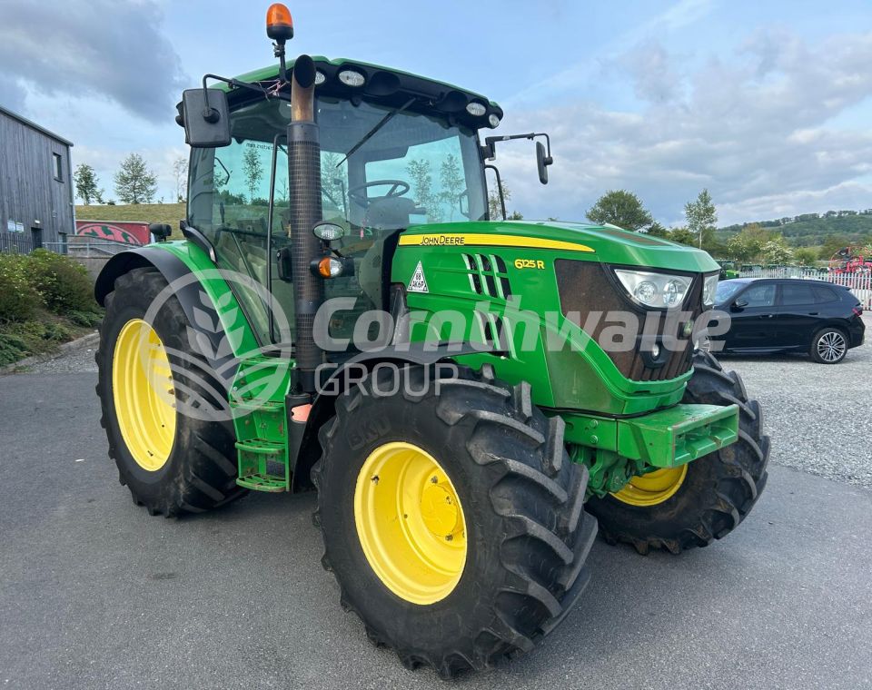 John Deere 6125R
