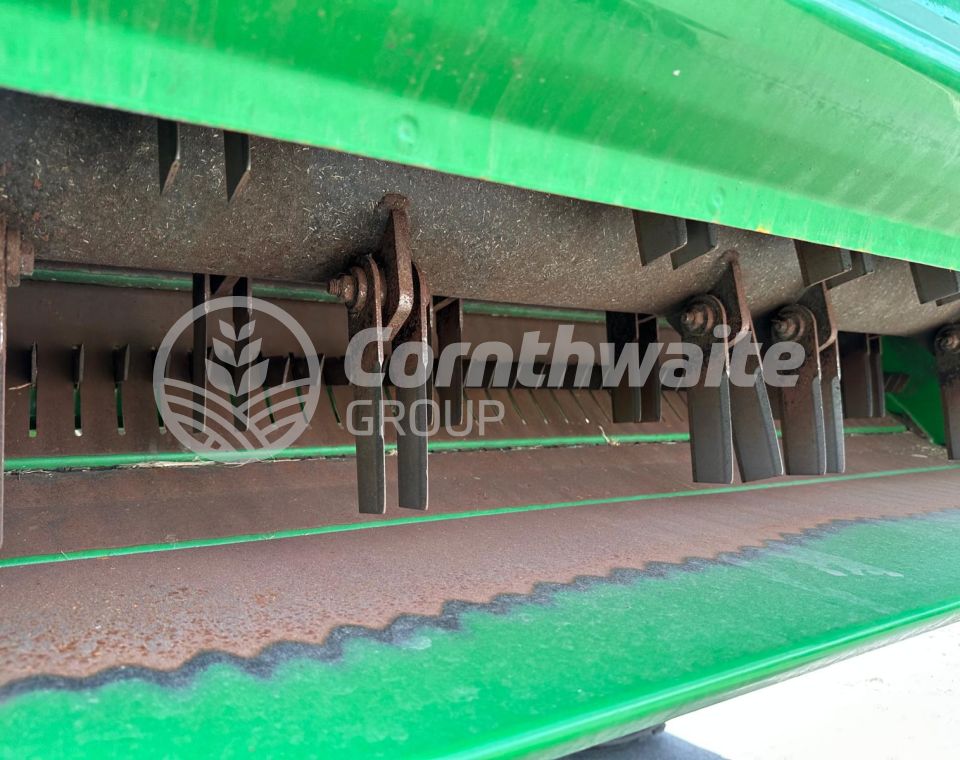 John Deere T560i