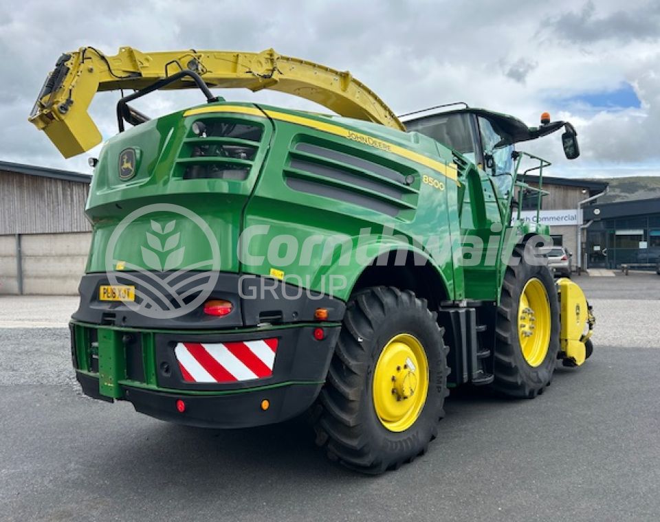 John Deere 8500